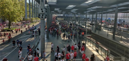 Feldstudie Merkur Spiel Arena Bild 2